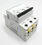 SCHNEIDER ELECTRIC A9F04302